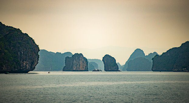 Baie d’Ha Long ou baie de Lan Ha, laquelle devriez-vous visiter ?