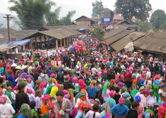 Marché de l’amour de Khau Vai à Ha Giang / Le festival du marché d’amour de Khau Vai