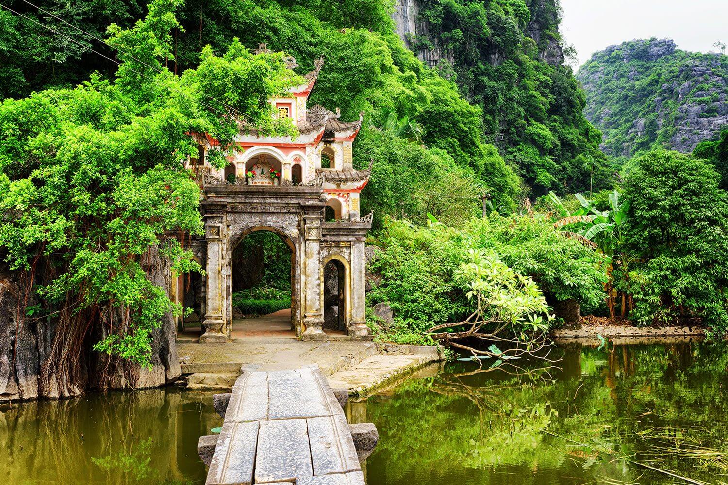 La pagode de Bich Dong – un incontournable de la province de Ninh Binh