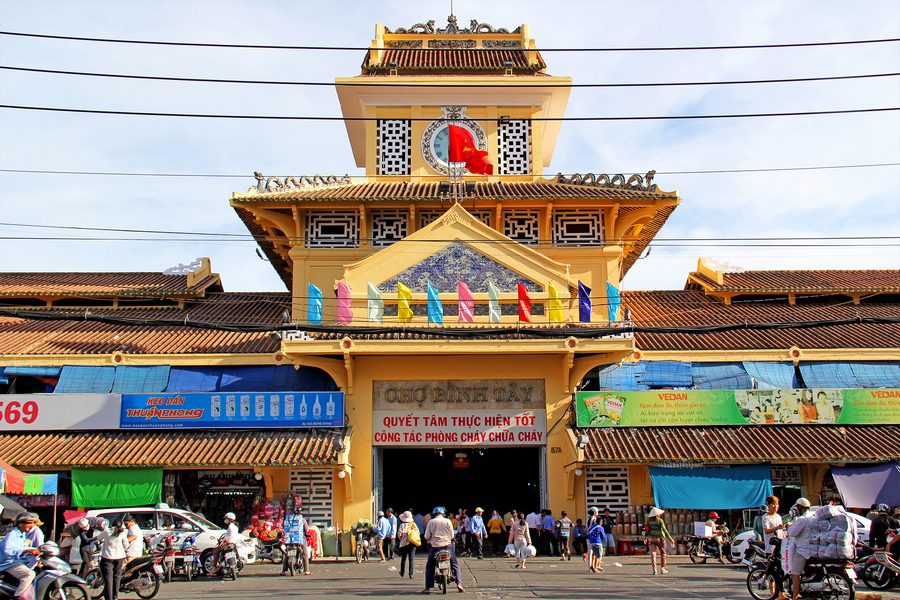 Marché Binh Tay dans le quartier chinois ChoLon de Ho Chi Minh Ville : Guide de voyage complet